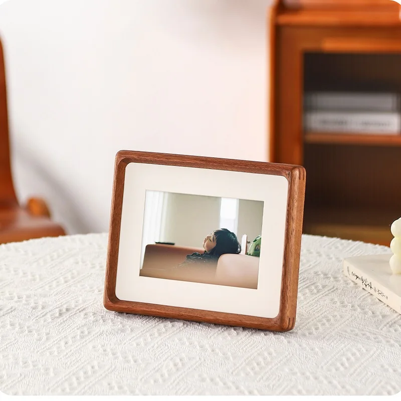 Изящная угловая фоторамка из м – обзор и цена Bamboo Photo Frame